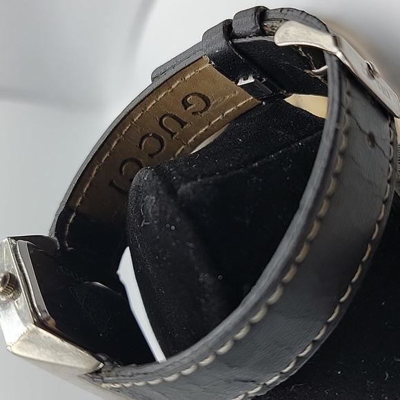 Vintage Gucci Watch - Picture 8 of 11